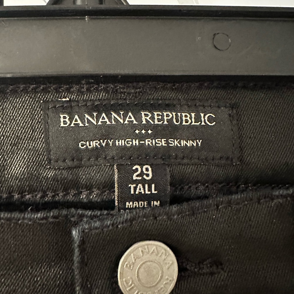 Banana republic black coated stretch jean. - Picture 2 of 11